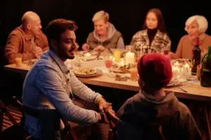Mi esposo nos dejó a mí y a los niños con hambre porque su padre cree que “cocinar es tarea de mujeres” – Ambos aprendieron la lección