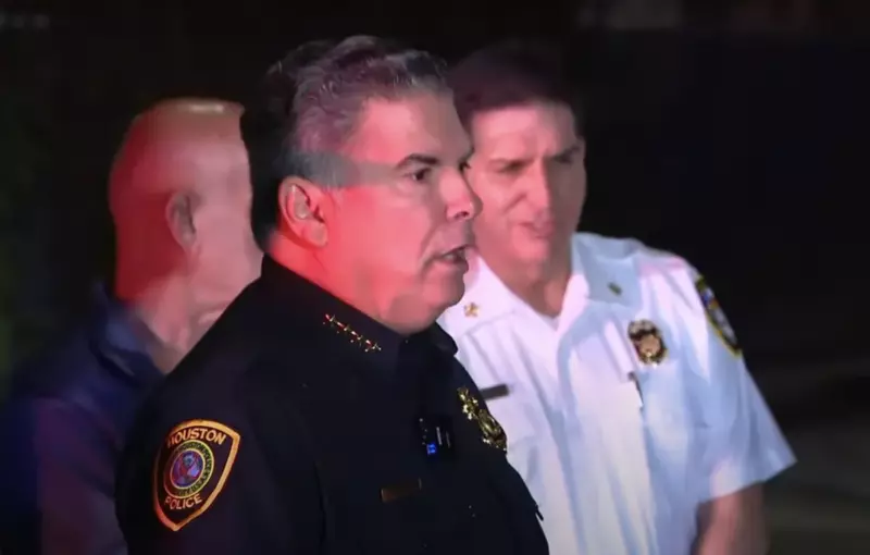 Cuatro muertos, incluido un niño, tras estrellarse un helicóptero contra una torre de radio en Houston (vídeo)