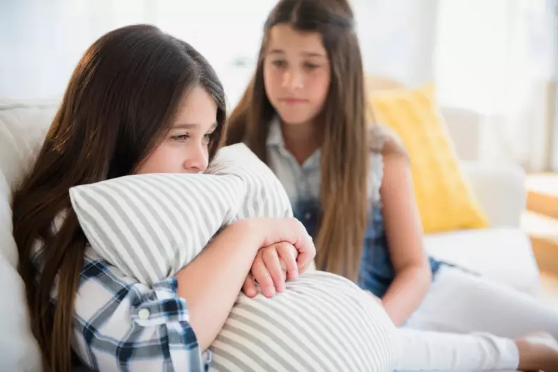 Dos hermanas gemelas sin hogar heredan una propiedad de una abuela a la que nunca conocieron: la historia del díaI’