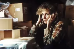 Mi nuera tiró mis pertenencias de la casa después de enterarse de que las había heredado, pero el karma la recuperó ese mismo día
