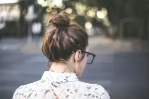 "Después de que mi hija y mi yerno fallecieran hace dos años, un día mis nietos dijeron: '¡Abuela, mira, ahí están nuestra mamá y papá!'"