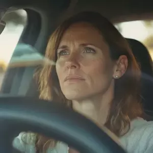 Nunca pensé que perderlo todo después del divorcio, un simple giro del destino, podría restaurar mi fe en el amor — Historia del día