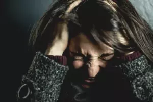 Conductor de autobús insulta a madre lactante sin saber que su marido se subiría en la siguiente parada – Historia del día