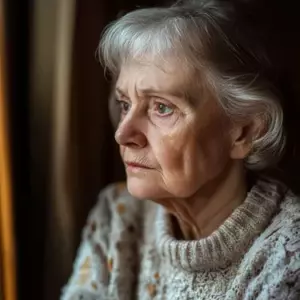 Mi abuela de 70 años recibió una tarjeta de San Valentín de su amor perdido hace mucho tiempo, pero tenía demasiado miedo de conocerlo, así que intervine — Historia del día