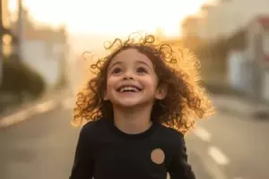 Una niña me paró en la calle y me dijo: “¡Tu foto está en la billetera de mi mamá!”. Cuando vi a su mamá, me quedé sin palabras
