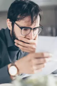 Mi esposo me abandonó mientras estaba embarazada de gemelos, así que no esperé el karma y me vengué — Historia del día