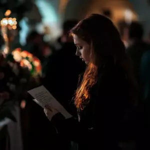 Después del funeral de mi hermano, su viuda me dio una carta: no estaba preparada para lo que había confesado.