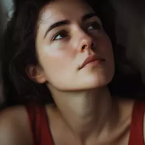Mi egoísta hermana se quedó al lado de mamá cuando enfermó, pero todo cambió después de que el médico compartió las últimas palabras de mamá – Historia del día