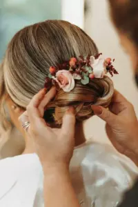 Mi hermana me hizo comer en el garaje en su boda porque "no había suficiente espacio para todos adentro"