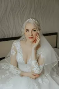 Mi hermana me hizo comer en el garaje en su boda porque "no había suficiente espacio para todos adentro"