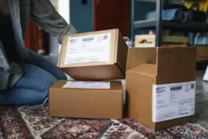 Mi hijastra adulta dejó basura en mi casa y me trató como a una criada, así que le di una lección