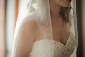 Todos mis padrinos de boda se opusieron a mi boda excepto uno