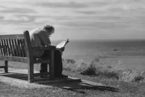 Hace cuarenta años, prometimos encontrándonos en nuestro lugar de pesca, uno de nosotros nunca apareció, pero en su lugar envió una carta - Historia del día