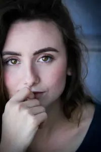 Al principio, la nota que encontré en mi auto parecía una broma, pero luego me di cuenta de que "No la dejes ir al baile de graduación" era una advertencia – Historia del día